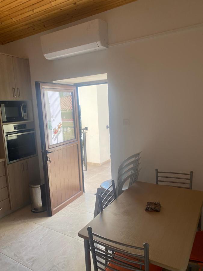 Ferienwohnung Theonikoshouse Agros Exterior foto